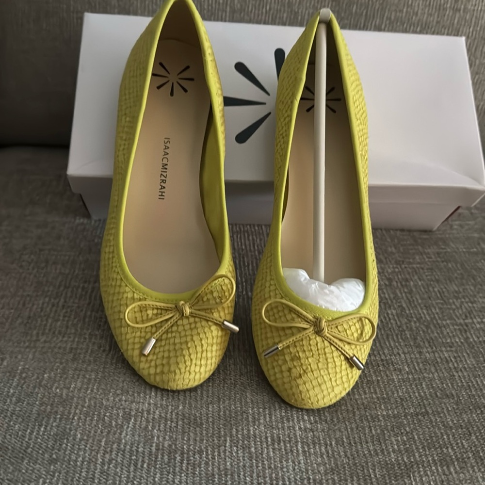 Isaac Mizrahi Flats